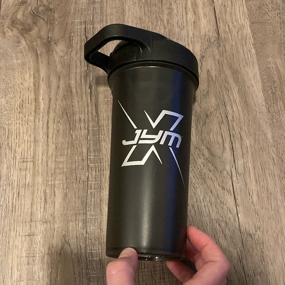 Jym Shaker Cup - Picture 1 of 6